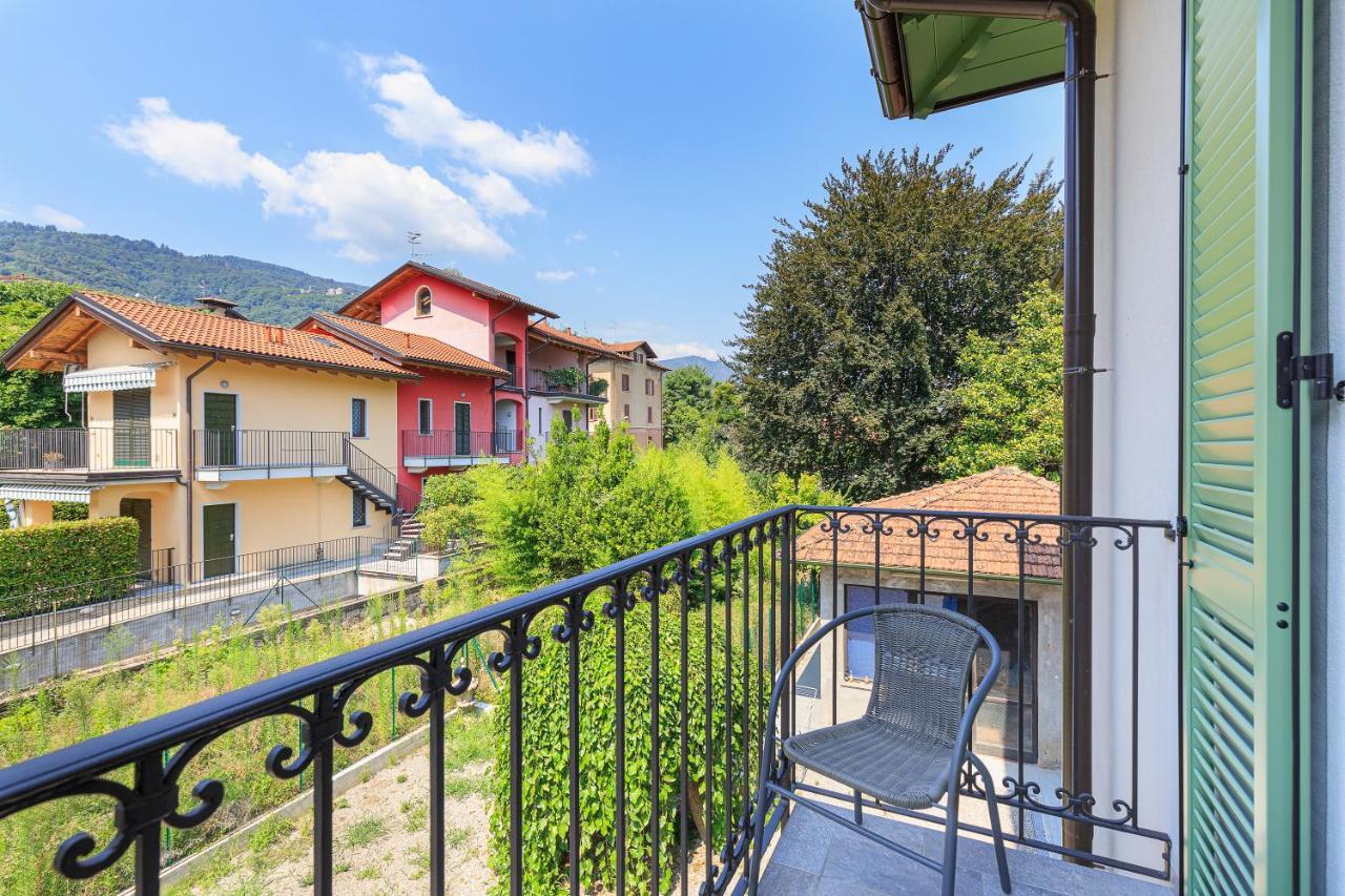 Casa De Paoli Lägenhet Stresa Exteriör bild