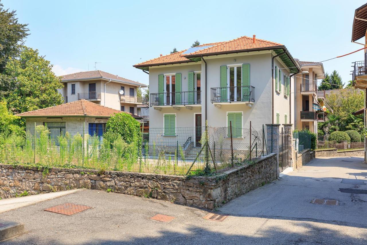 Casa De Paoli Lägenhet Stresa Exteriör bild